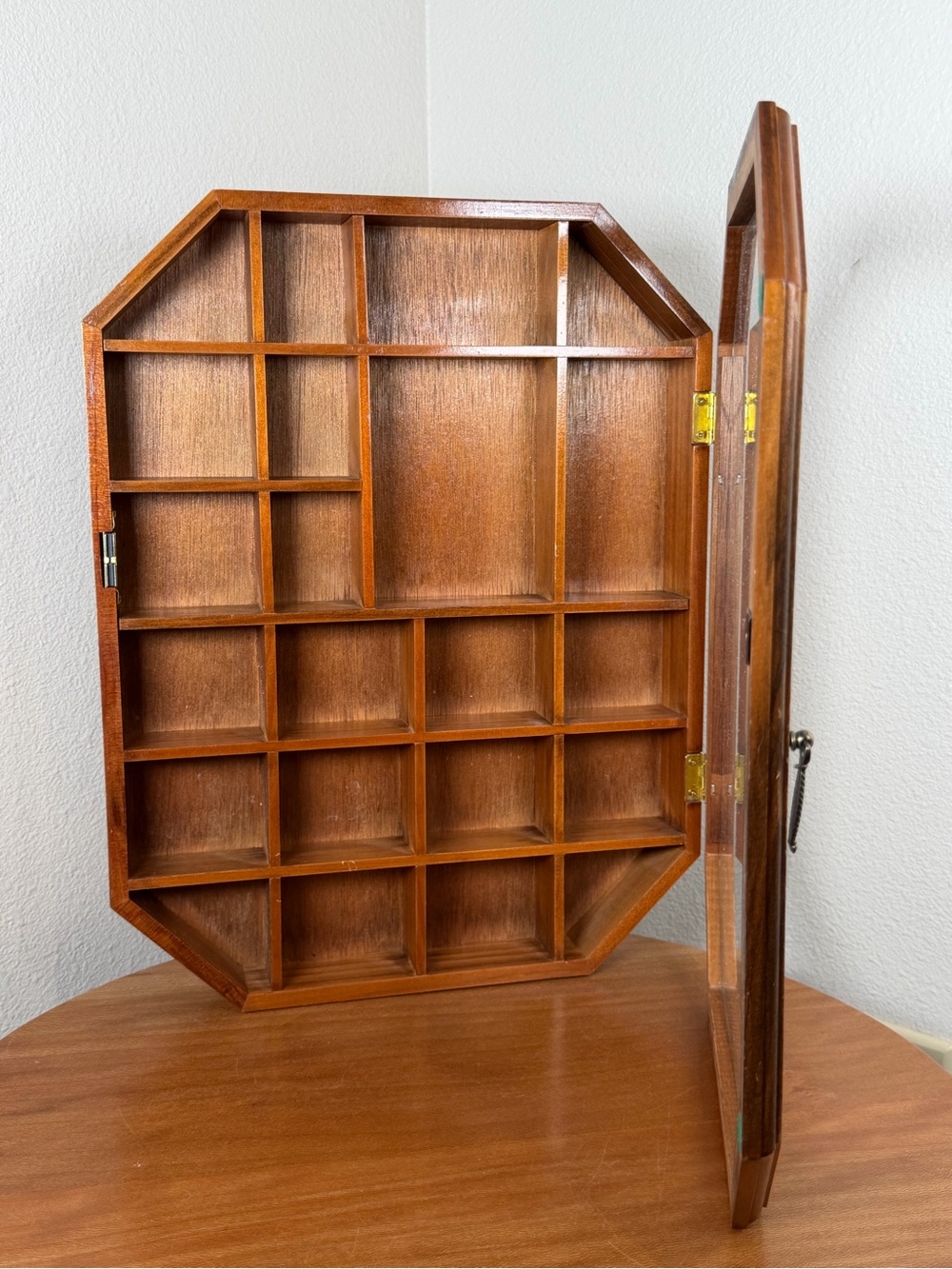 VTG Octagonal Wood Wall Hanging Curio Display Shadowbox Cabinet Glass Door